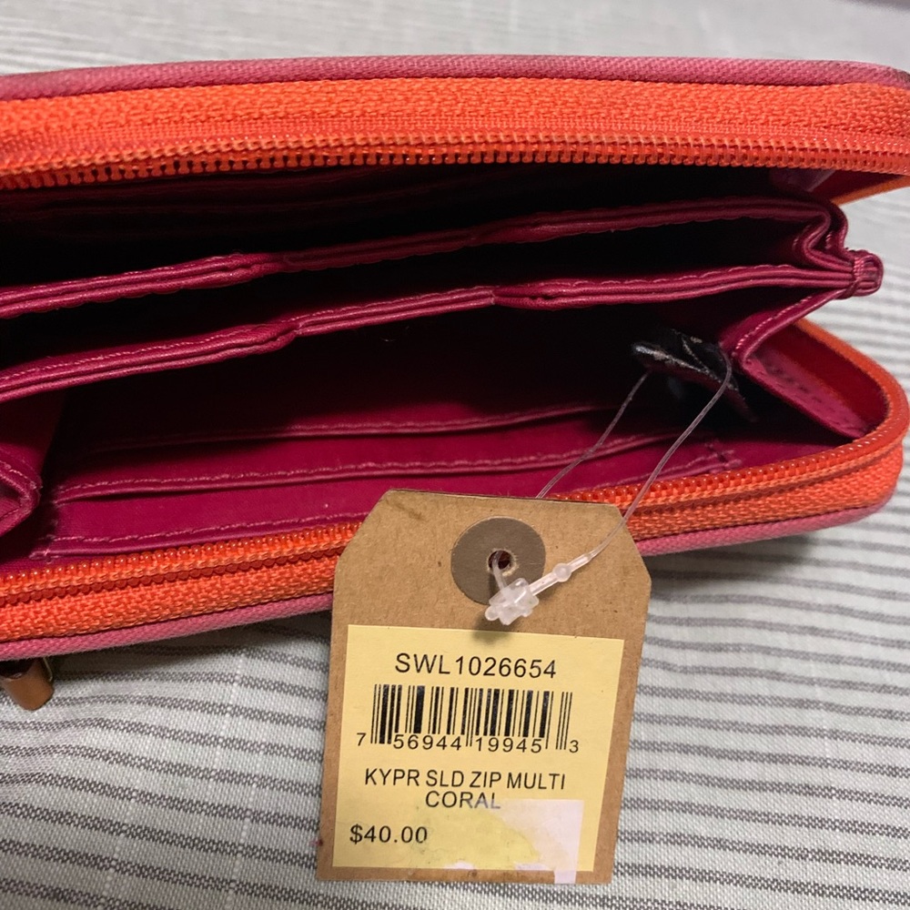 Fossil Coral and Pink Wallet - Picture 4 of 6